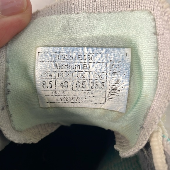 Brooks Levitate 4 Mint and Dove Gray Running Shoe - Picture 12 of 12